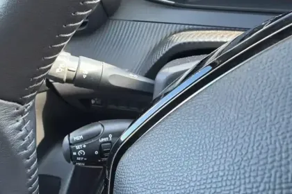 Photo 20 Peugeot 208 Gén. II Ph2 Allure 5