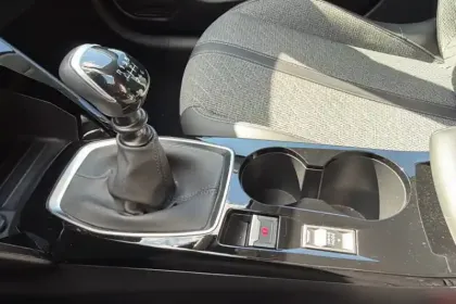 Photo 30 Peugeot 208 Gén. II Ph2 Allure 5