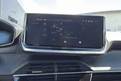 Photo 24 Peugeot 208 Gén. II Ph2 Allure 5