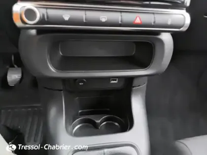Photo 12 Citroën C3  PureTech 82 S&S BVM5 Graphic