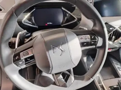 Photo 11 DS DS 3 DS3 Crossback PureTech 130 EAT8 Louvre
