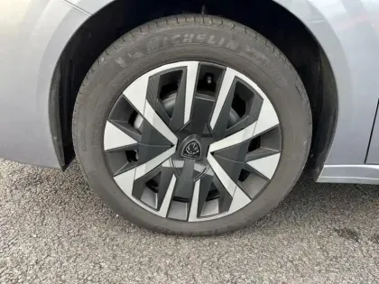 Photo 14 Peugeot 208 Gén. II Ph2 Style 5