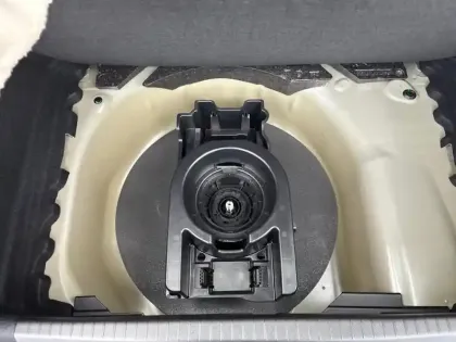 Photo 26 Peugeot 208 Gén. II Ph2 Style 5