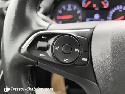 Photo 18 Opel Crossland X  1.2 Turbo 110 ch BVA6 Innovation