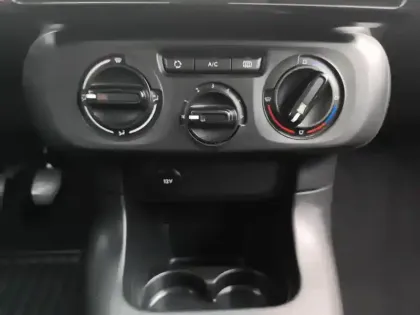 Photo 12 Citroën C3 Gén. III Ph2 YOU! 5