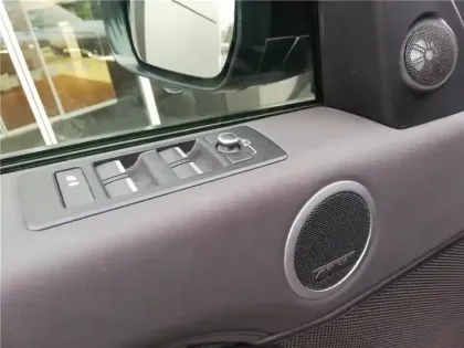 Photo 23 Land rover Discovery MARK I SD4 2.0 240 CH