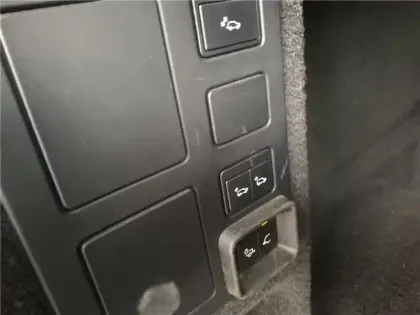 Photo 17 Land rover Discovery MARK I SD4 2.0 240 CH