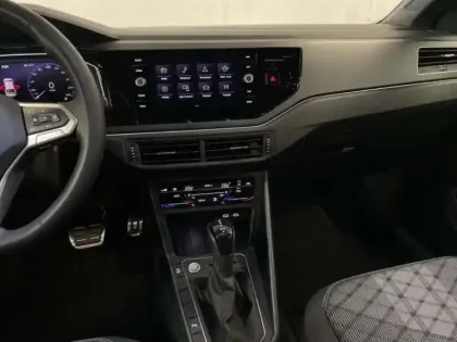 Photo 9 Volkswagen Taigo 1.0 TSI 116 DSG7 R-Line Edition