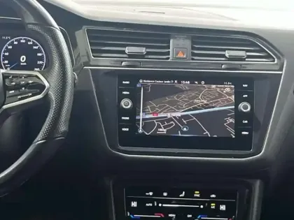 Photo 9 Volkswagen Tiguan 2.0 TDI 150ch DSG7 R-Line