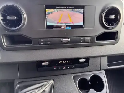 Photo 25 Mercedes Sprinter 317 CDI Fourgon 43 L3H2 14m3 1