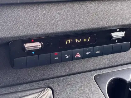 Photo 26 Mercedes Sprinter 317 CDI Fourgon 43 L3H2 14m3 1