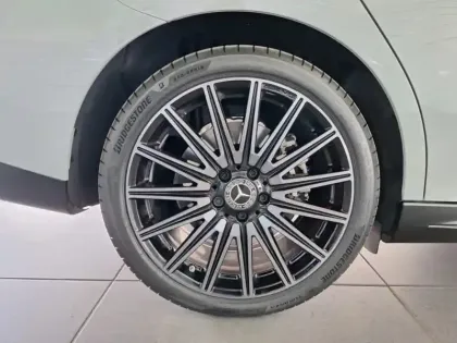 Photo 8 Mercedes CLA  350 4MATIC avec technologi