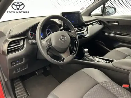 Photo 8 Toyota C-HR 1.8 Hybride 122 Design Ultimate