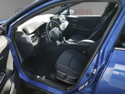 Photo 8 Toyota C-HR 1.8 HYBRIDE 122 DESIGN