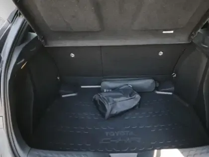 Photo 22 Toyota C-HR 1.8 Hybride 122 Dynamic