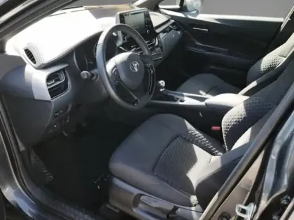 Photo 9 Toyota C-HR 1.8 Hybride 122 Dynamic