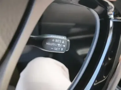 Photo 19 Toyota C-HR 1.8 Hybride 122 Dynamic