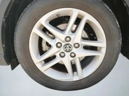 Photo 23 Toyota C-HR 1.8 Hybride 122 Dynamic