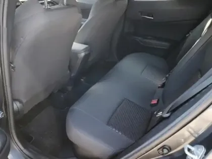 Photo 8 Toyota C-HR 1.8 Hybride 122 Dynamic