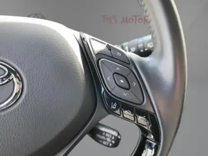 Photo 13 Toyota C-HR 1.8 Hybride 122 Dynamic