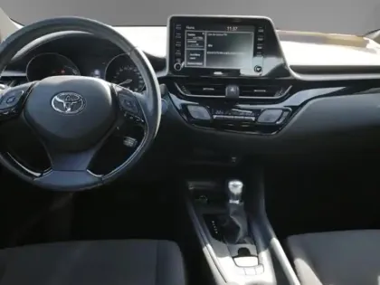 Photo 10 Toyota C-HR 1.8 Hybride 122 Dynamic