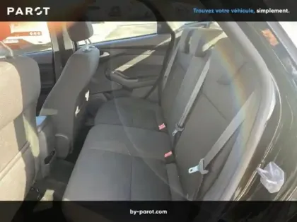 Photo 8 Ford Focus 1.0 EcoBoost 125ch Stop&Start Executive