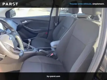 Photo 9 Ford Focus 1.0 EcoBoost 125ch Stop&Start Executive