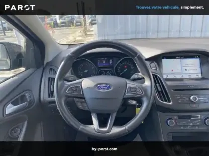 Photo 6 Ford Focus 1.0 EcoBoost 125ch Stop&Start Executive