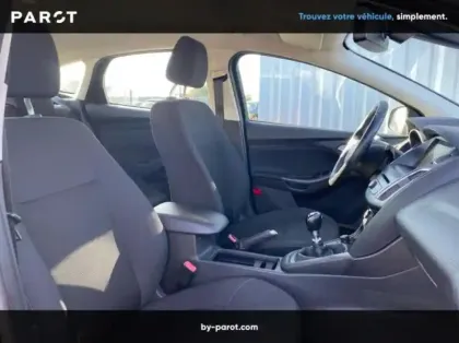 Photo 26 Ford Focus 1.0 EcoBoost 125ch Stop&Start Executive