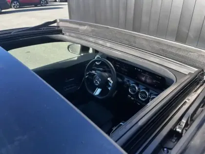 Photo 10 Mercedes Classe A 250 e Hybrid EQ AMG Line