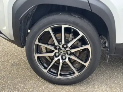 Photo 30 Toyota Yaris Hybride 1.5 HYBRID 116H GR SPORT AUTO MY22