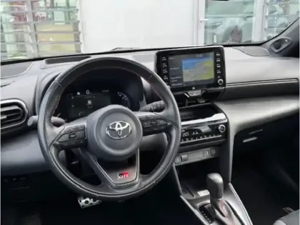 Photo 5 Toyota Yaris Hybride 1.5 HYBRID 116H GR SPORT AUTO MY22