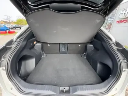 Photo 8 Toyota Yaris Hybride 1.5 HYBRID 116H GR SPORT AUTO MY22