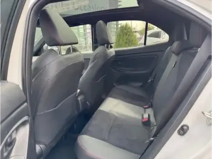 Photo 10 Toyota Yaris Hybride 1.5 HYBRID 116H GR SPORT AUTO MY22