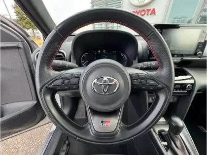 Photo 6 Toyota Yaris Hybride 1.5 HYBRID 116H GR SPORT AUTO MY22