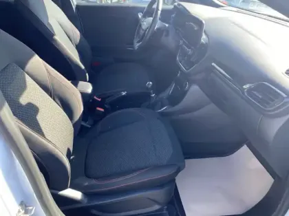 Photo 26 Ford Puma 1.0 EcoBoost 125ch mHEV ST-Line 7cv