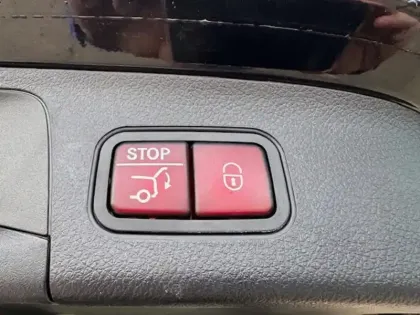 Photo 16 Mercedes GLA 200 d AMG Line