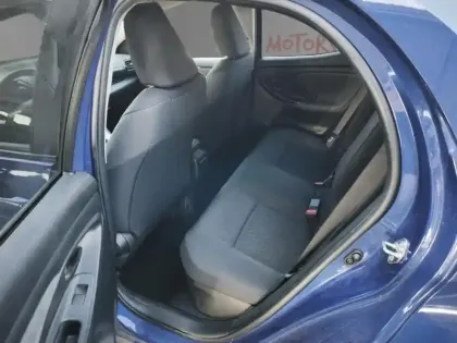 Photo 7 Toyota Yaris Hybride 1.5 HYBRID 116H DESIGN