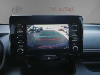 Photo 15 Toyota Yaris Hybride 1.5 HYBRID 116H DESIGN