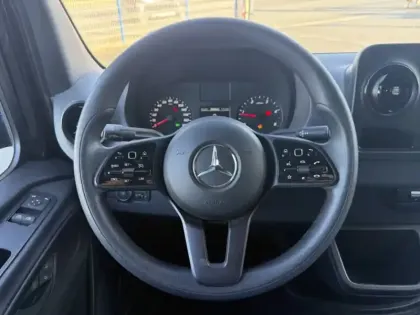 Photo 12 Mercedes Sprinter 215 CDI Fourgon Toit sureleve Standard