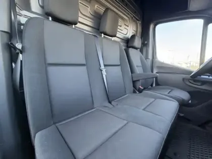 Photo 9 Mercedes Sprinter 215 CDI Fourgon Toit sureleve Standard