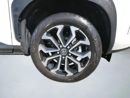 Photo 21 Toyota Yaris Hybride 130h 2WD DesignPackCargo MC24