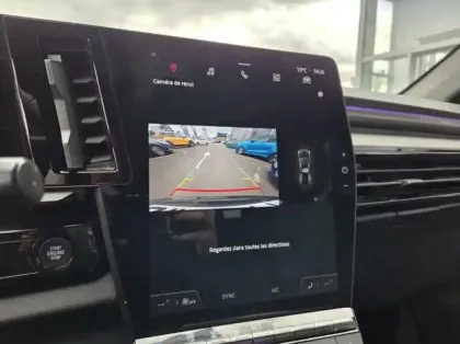 Photo 5 Renault Espace 1.2 E-Tech full hybrid 200ch Techno 7 places - 24