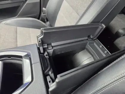 Photo 21 Renault Espace 1.2 E-Tech full hybrid 200ch Techno 7 places - 24