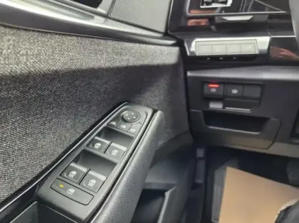 Photo 29 Renault Espace 1.2 E-Tech full hybrid 200ch Techno 7 places - 24