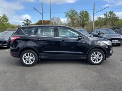 Photo 25 Ford Kuga 2.0 TDCi 150ch Stop&Start Titanium 4x2