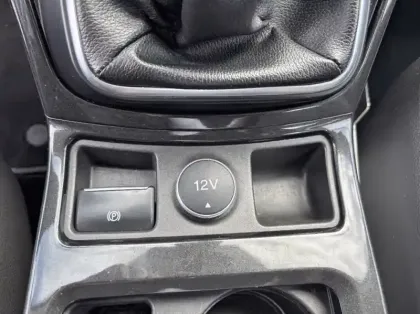 Photo 21 Ford Kuga 2.0 TDCi 150ch Stop&Start Titanium 4x2