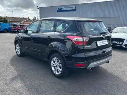 Photo 12 Ford Kuga 2.0 TDCi 150ch Stop&Start Titanium 4x2