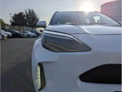 Photo 7 Toyota Yaris Hybride 130H 2WD DESIGNPACKCARGO MY25 C