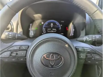 Photo 12 Toyota Yaris Hybride 130H 2WD DESIGNPACKCARGO MY25 C